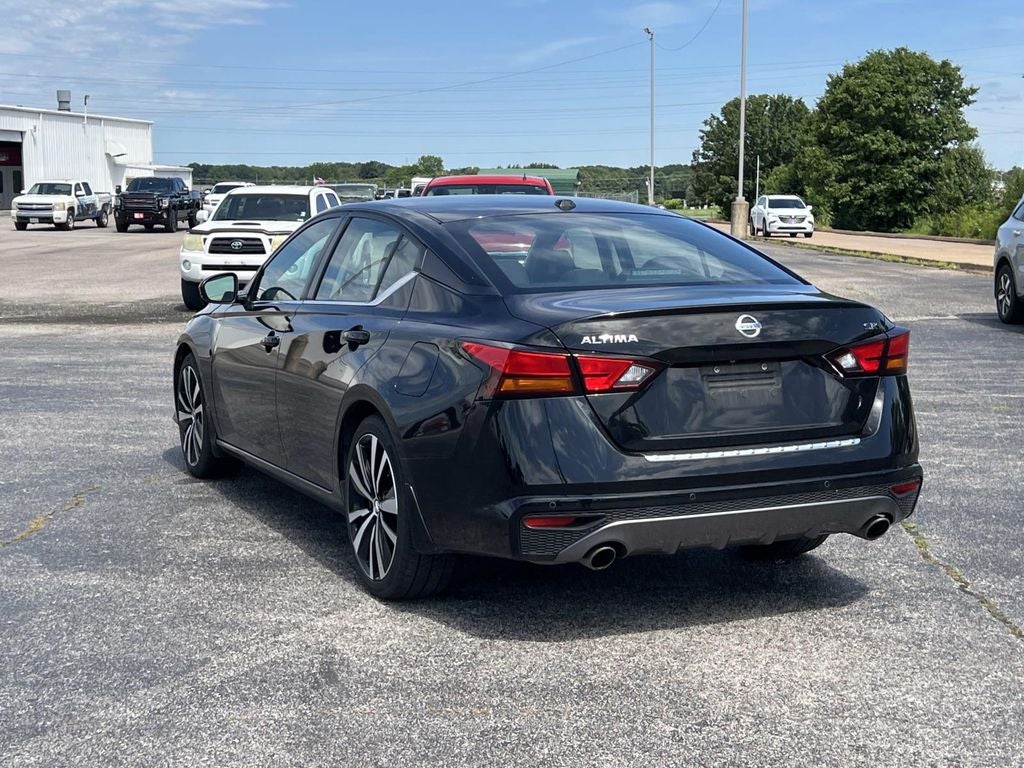 2021 Nissan Altima SR FWD