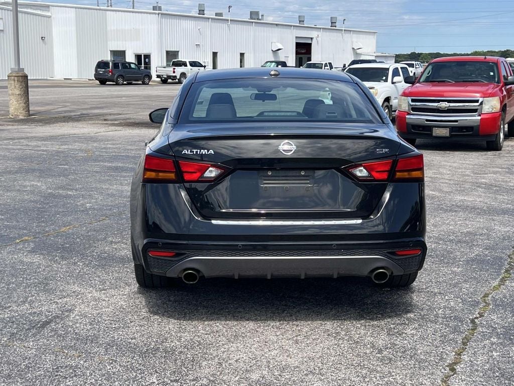 2021 Nissan Altima SR FWD