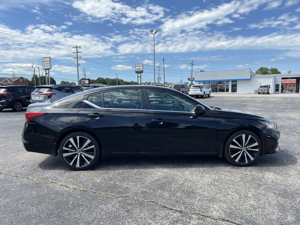 2021 Nissan Altima SR FWD