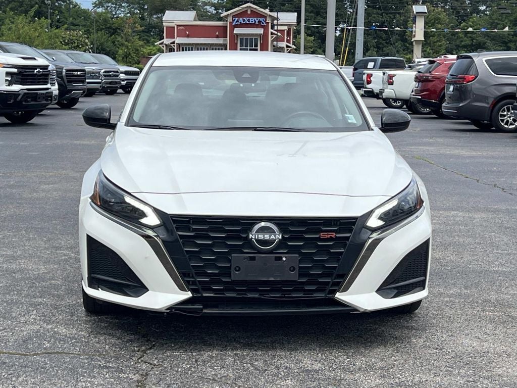 2023 Nissan Altima SR FWD