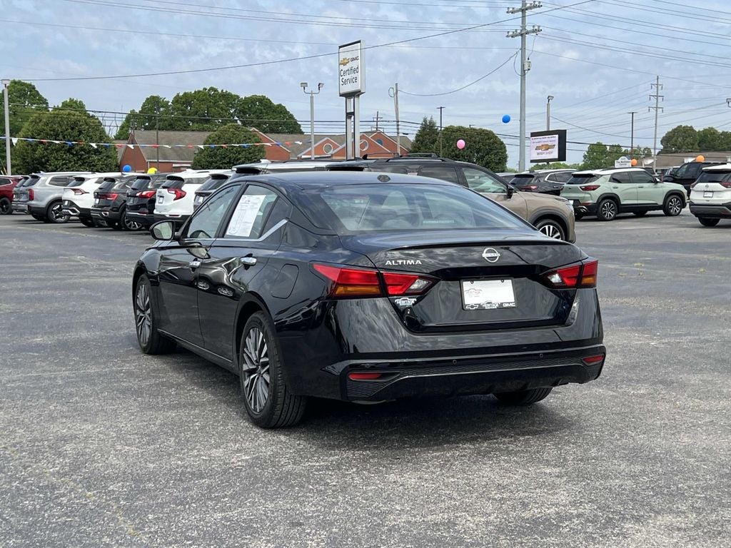 2025 Nissan Altima SV FWD
