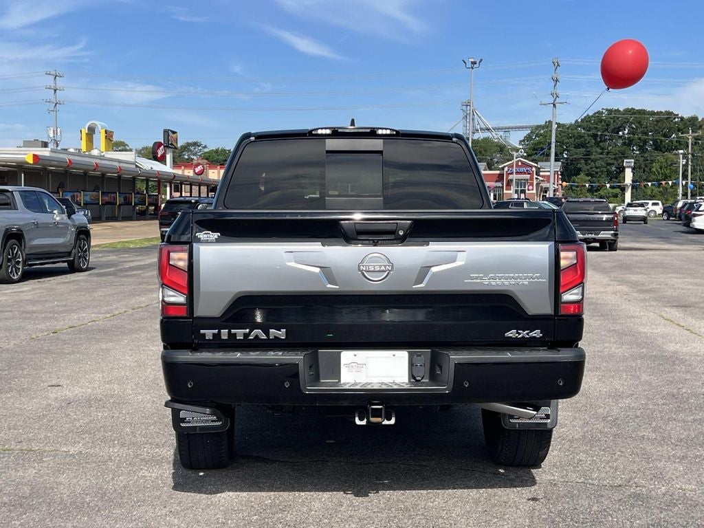 2023 Nissan TITAN Crew Cab Platinum Reserve 4x4