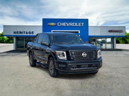 2024 Nissan TITAN Crew Cab SV 4x2