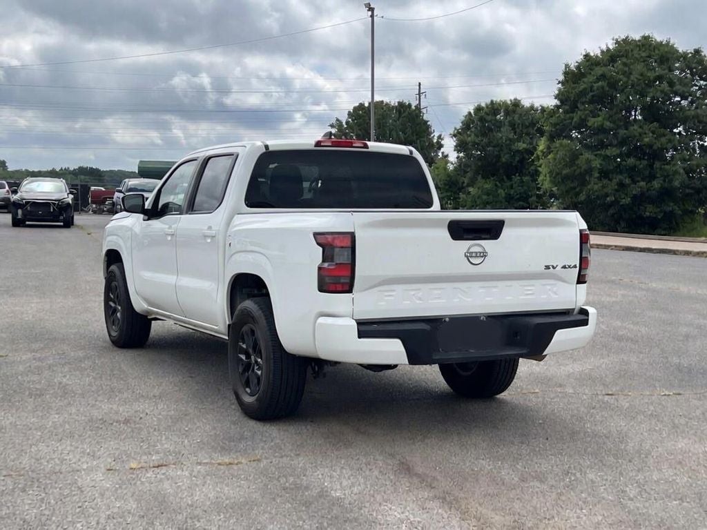 2024 Nissan Frontier SV