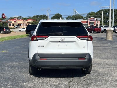 2022 Toyota RAV4 LE