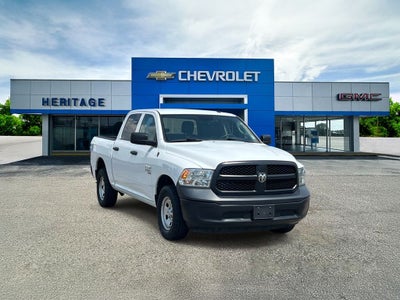2022 RAM 1500 Classic Tradesman Crew Cab 4x4 5'7" Box