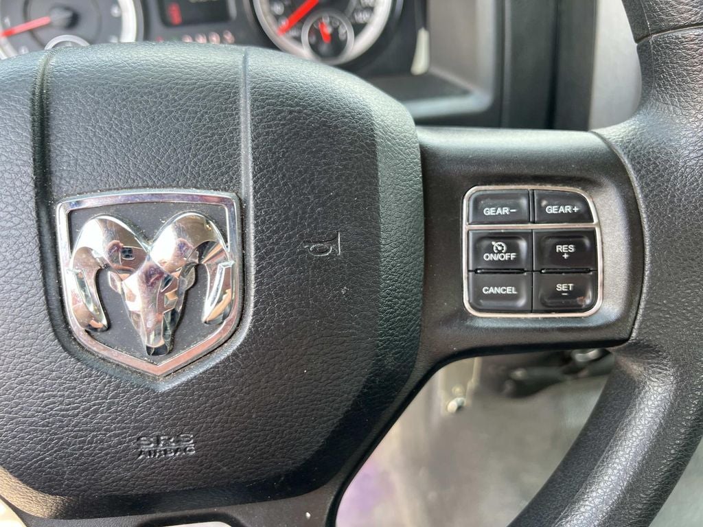 2022 RAM 1500 Classic Tradesman Crew Cab 4x4 5'7" Box