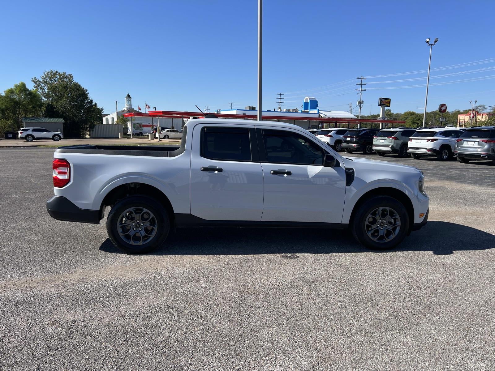 2025 Ford Maverick XLT