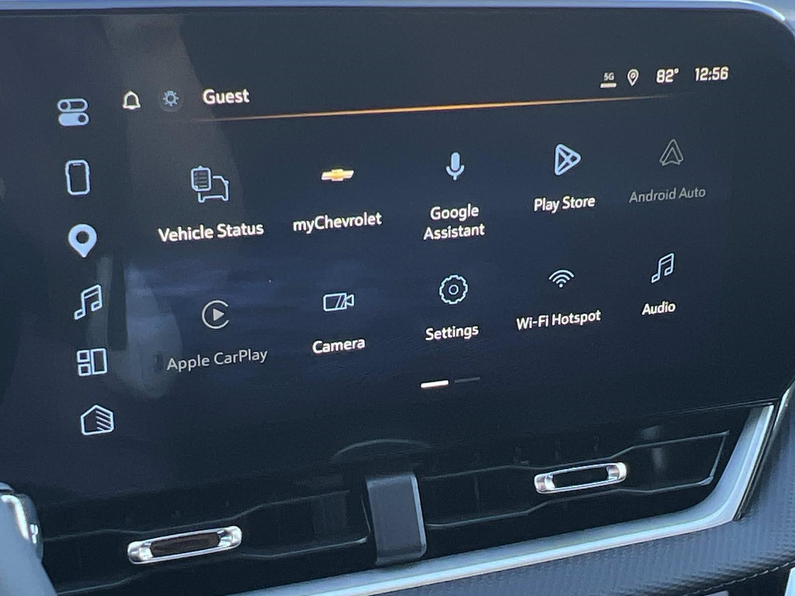 2027 Chevrolet Equinox LT - Photo 22