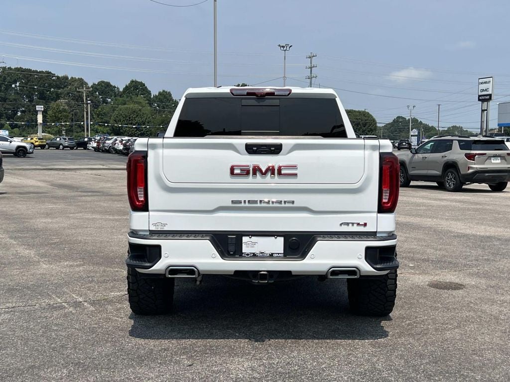2024 GMC Sierra 1500 AT4