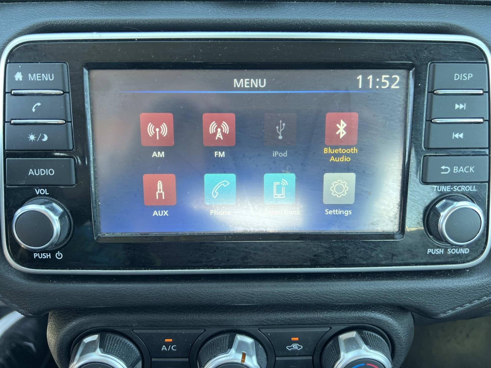 2024 Nissan Versa 1.6 S