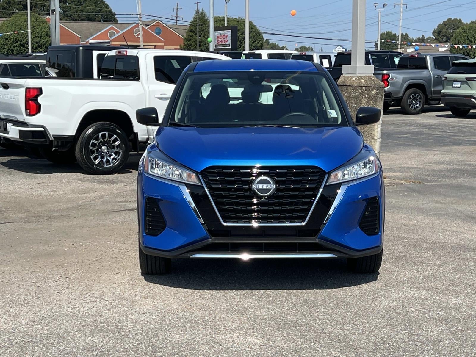 2025 Nissan Kicks Play S