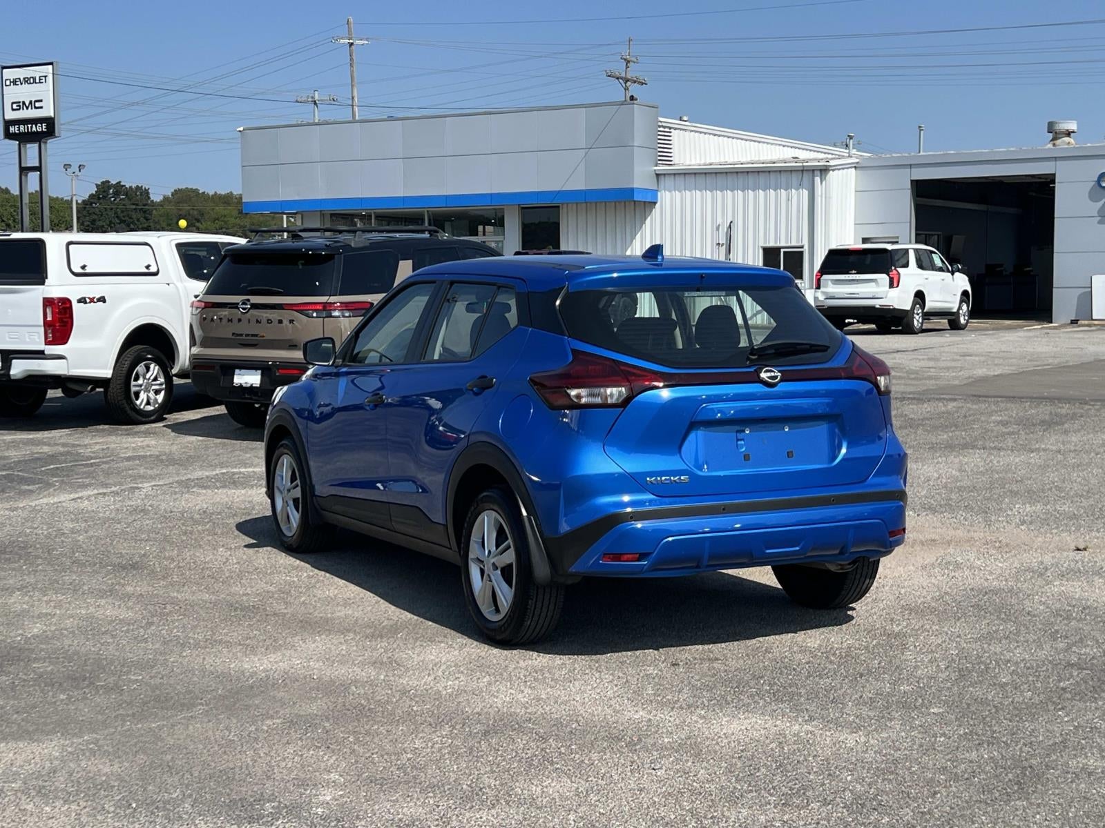 2025 Nissan Kicks Play S