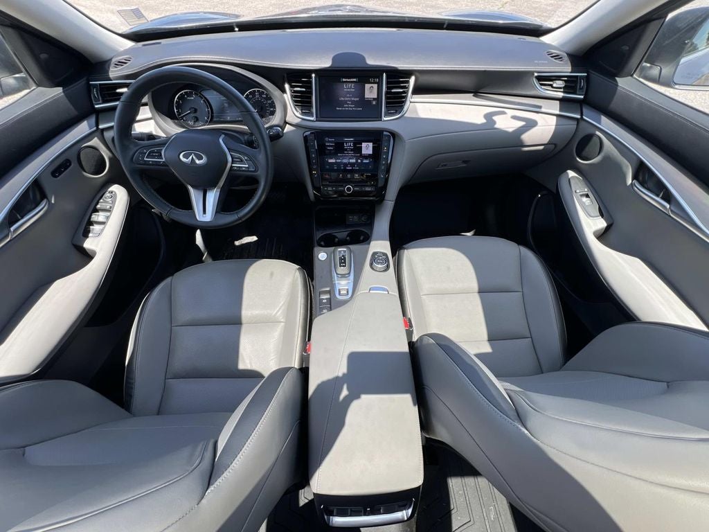 2023 INFINITI QX50 LUXE