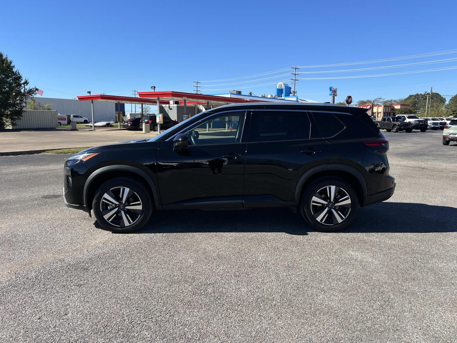 2026 Nissan Rogue SL