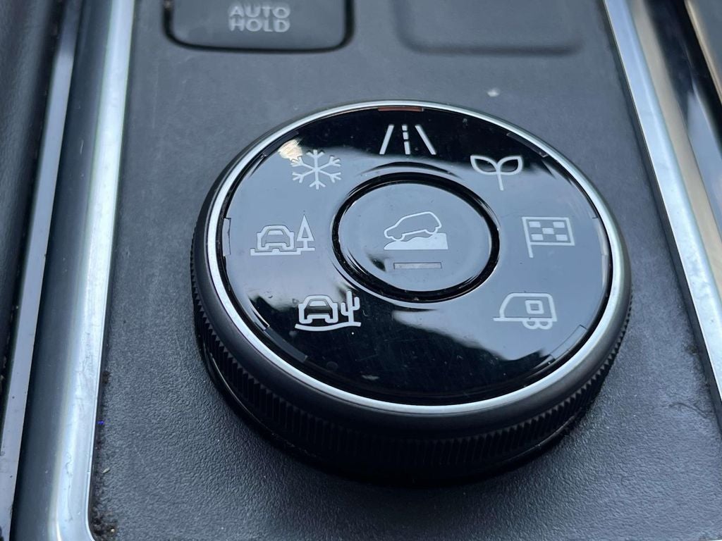 2023 Nissan Pathfinder SV 4WD
