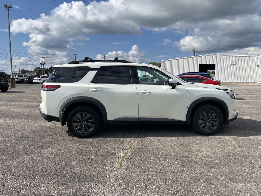 2023 Nissan Pathfinder SV 4WD
