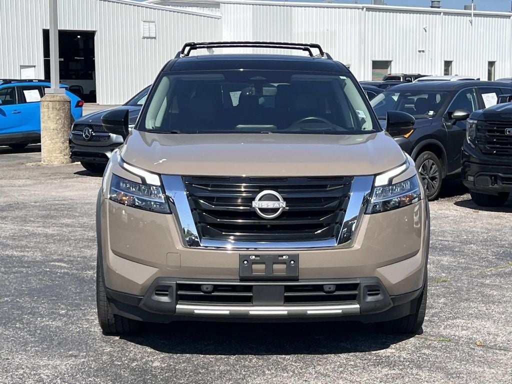 2023 Nissan Pathfinder Platinum 4WD