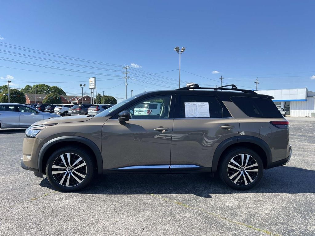 2023 Nissan Pathfinder Platinum 4WD