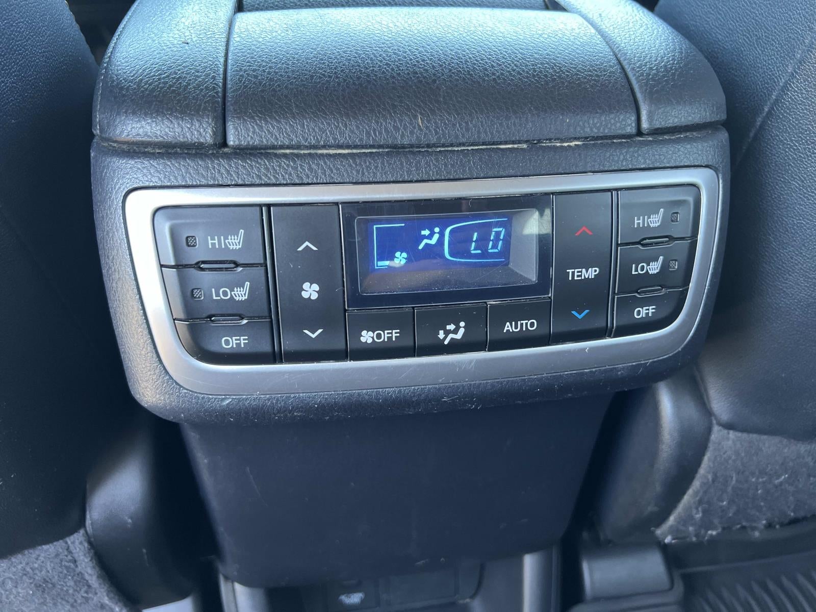 2019 Toyota Highlander Limited Platinum