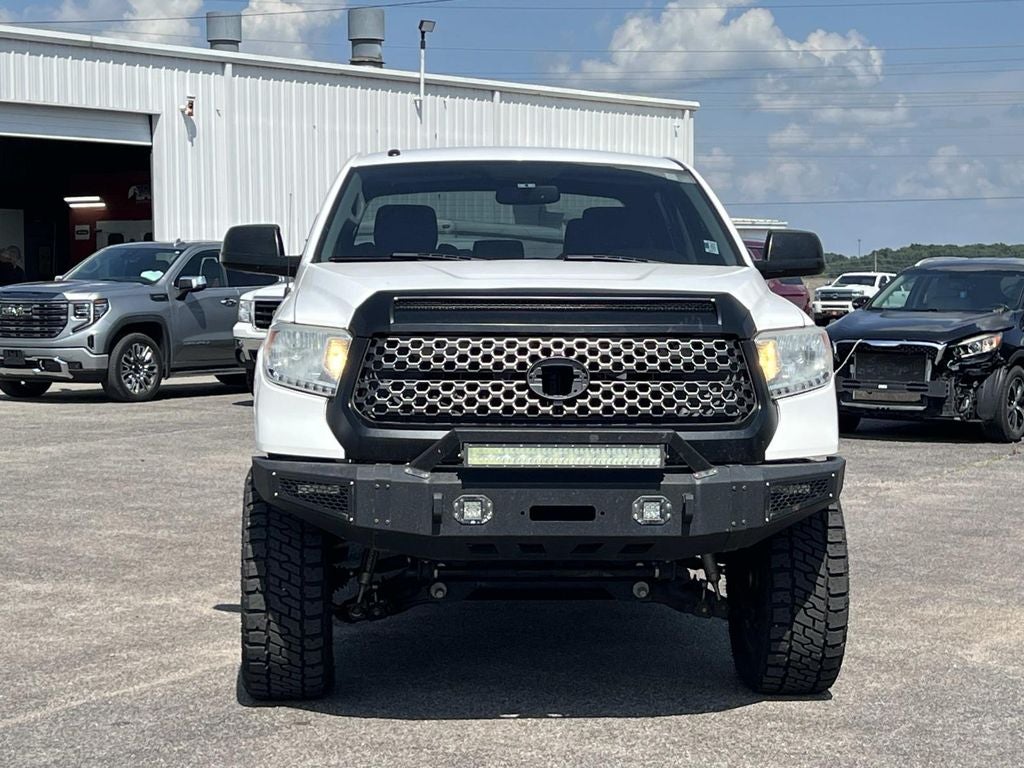2017 Toyota Tundra SR5 5.7L V8