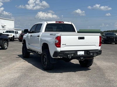 2017 Toyota Tundra SR5 5.7L V8