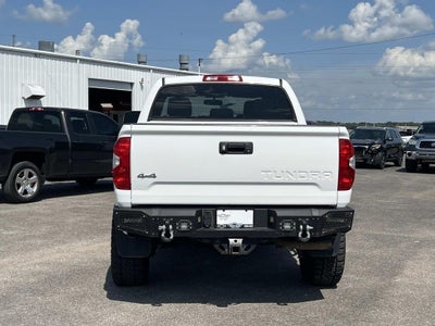 2017 Toyota Tundra SR5 5.7L V8