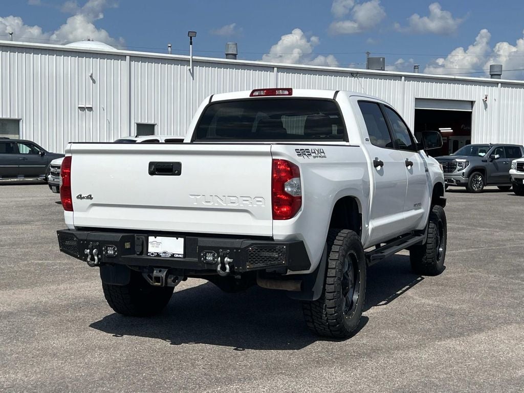 2017 Toyota Tundra SR5 5.7L V8