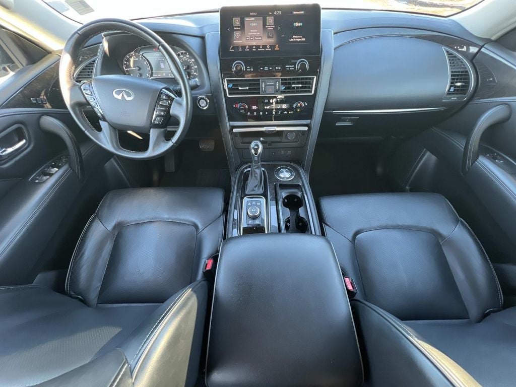 2024 INFINITI QX80 LUXE