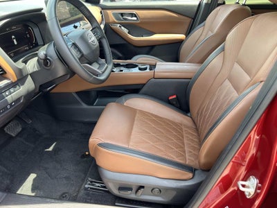 2025 Nissan Rogue Platinum