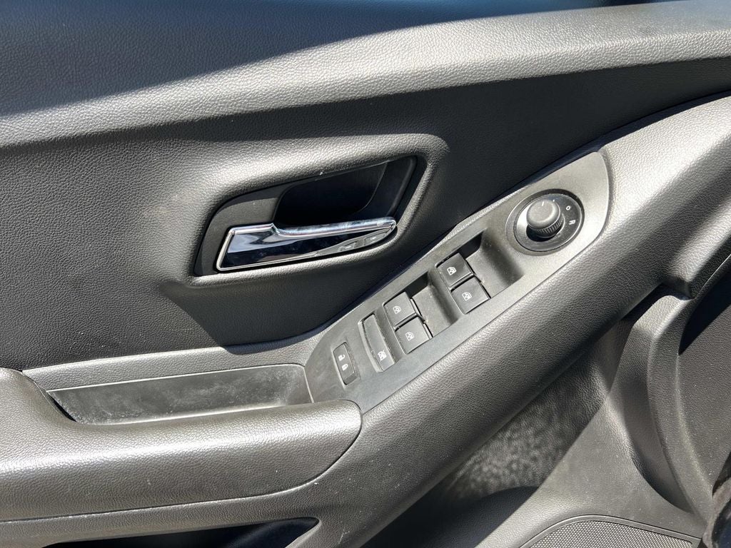 2022 Chevrolet Trax LS