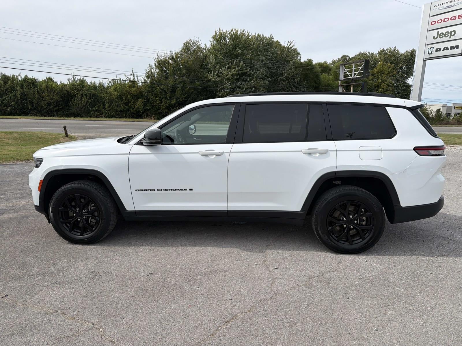 2024 Jeep Grand Cherokee L Altitude