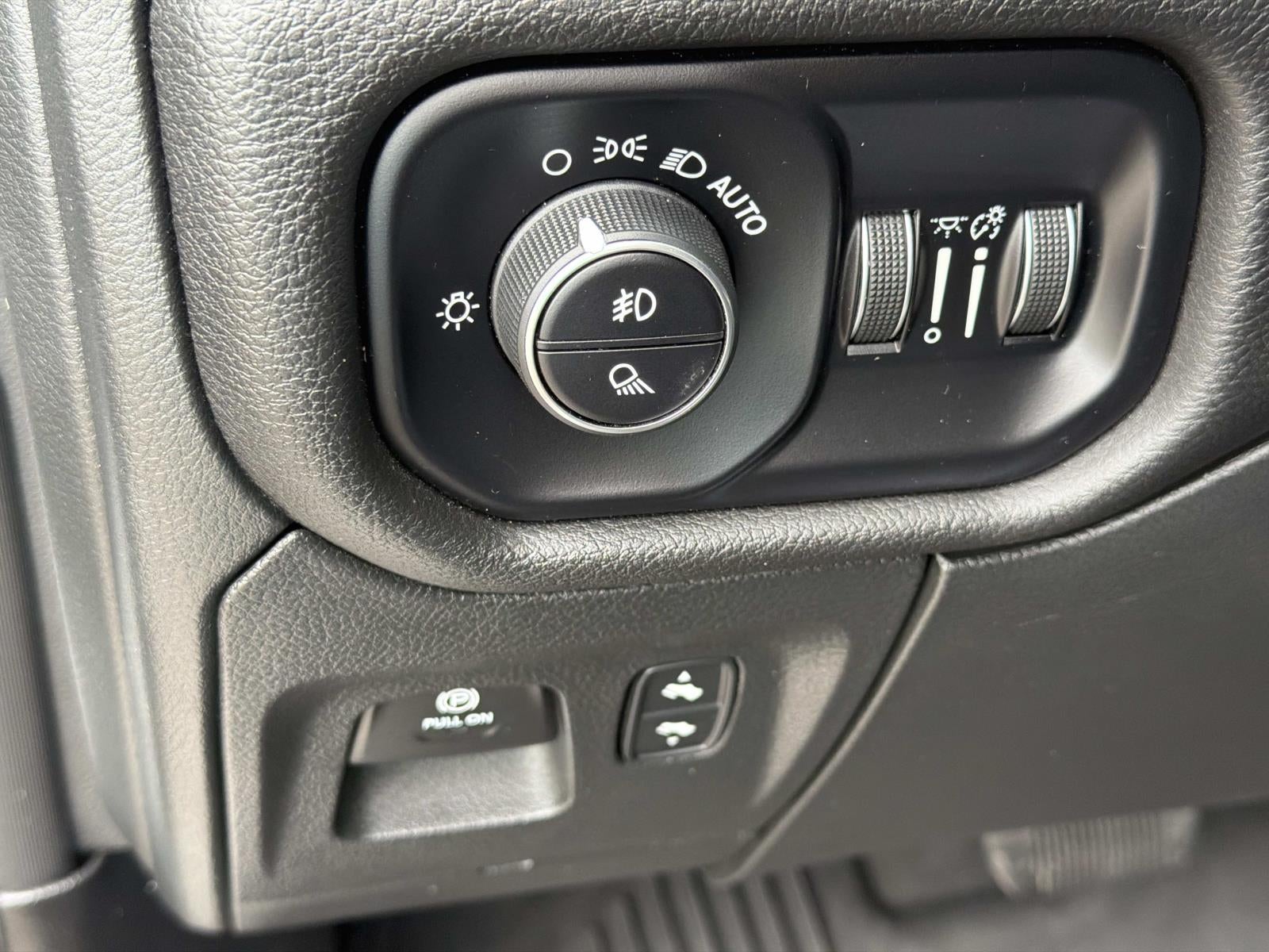 2024 RAM 1500 Laramie