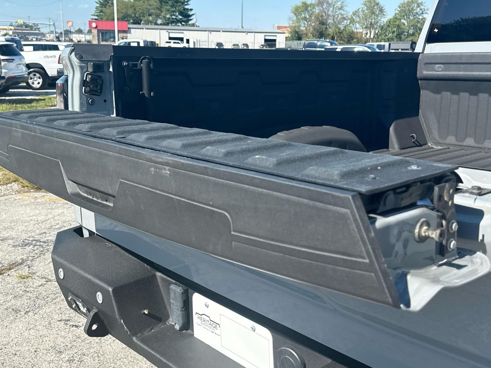 2024 GMC Sierra AT4