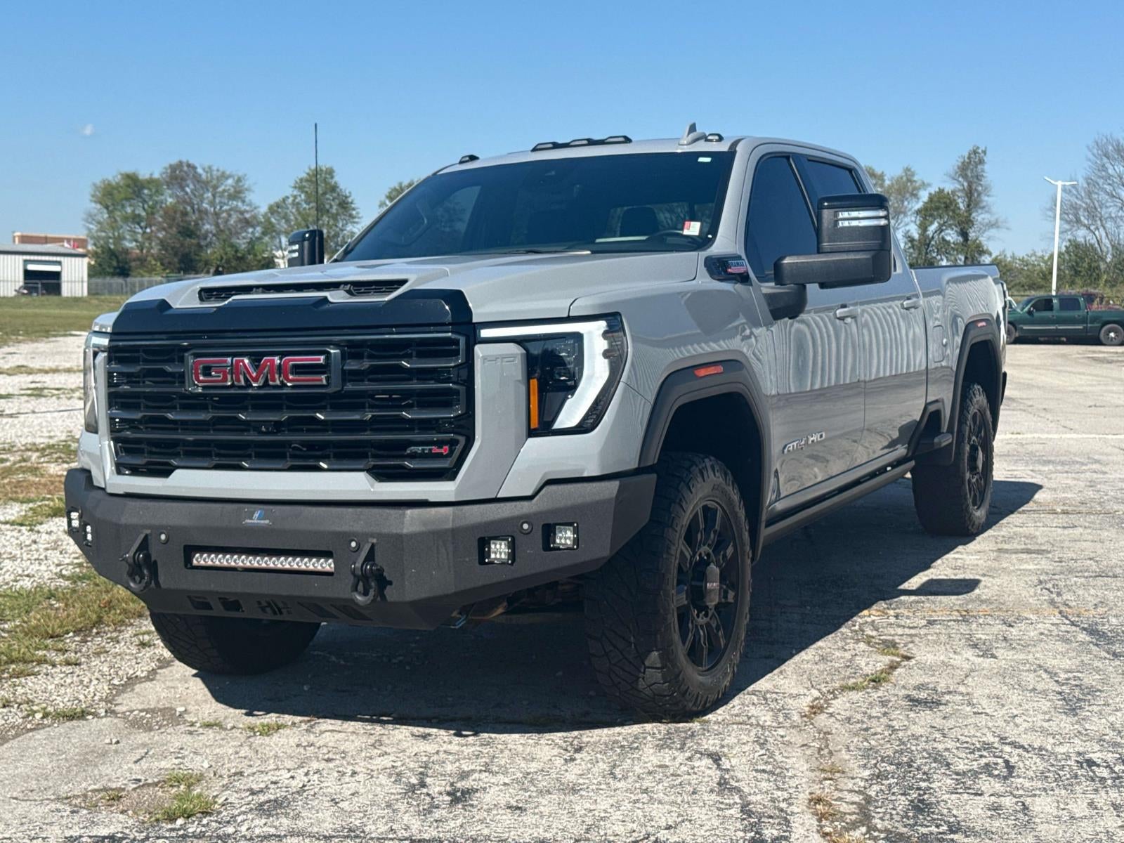 2024 GMC Sierra AT4