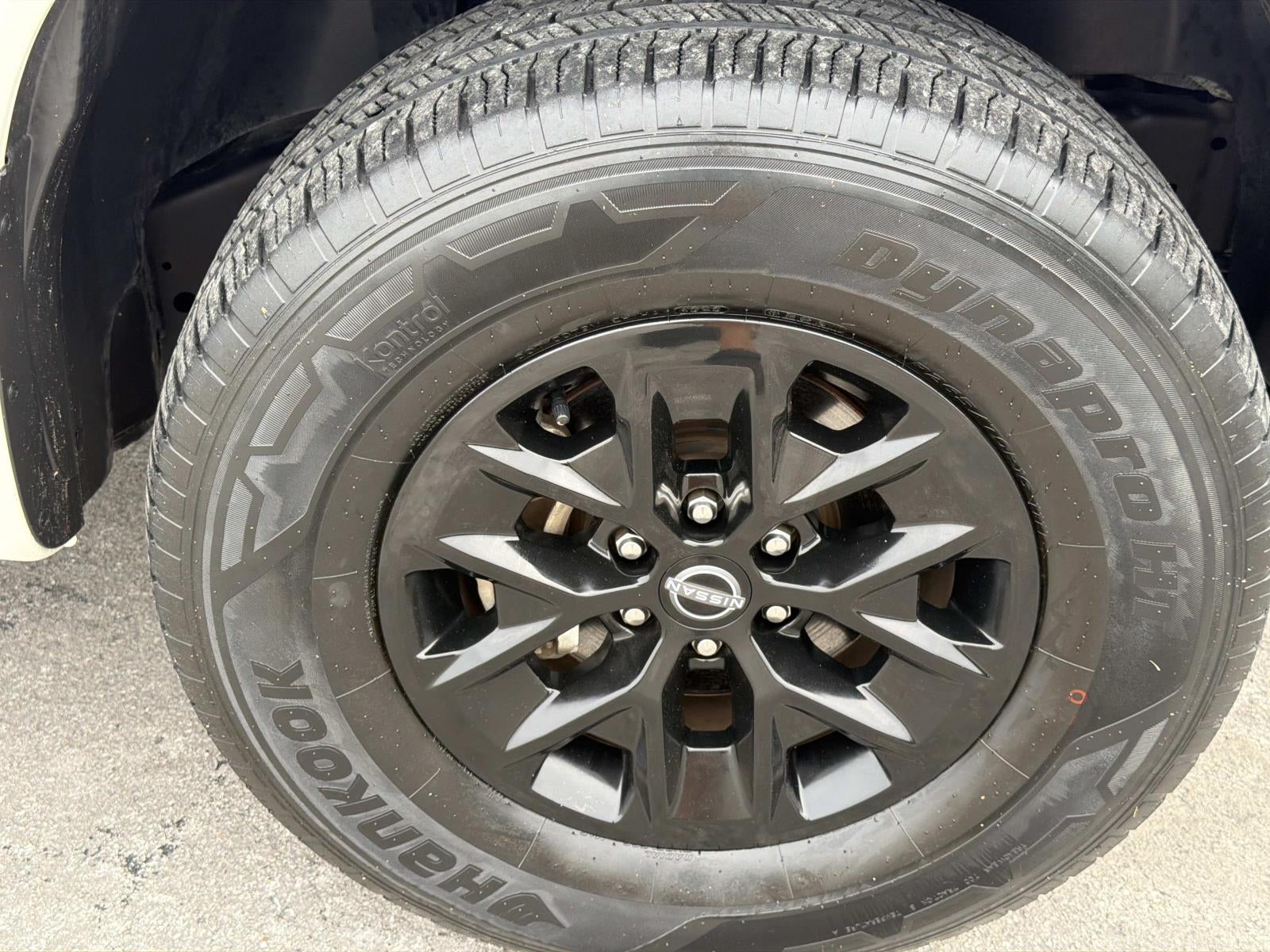 2024 Nissan Frontier SV