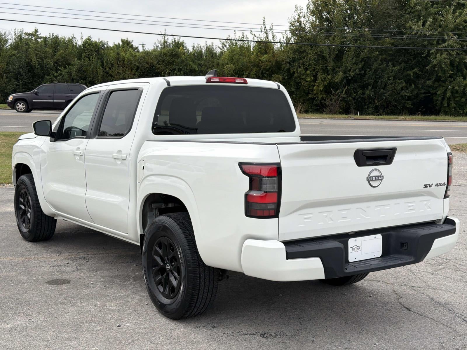 2024 Nissan Frontier SV