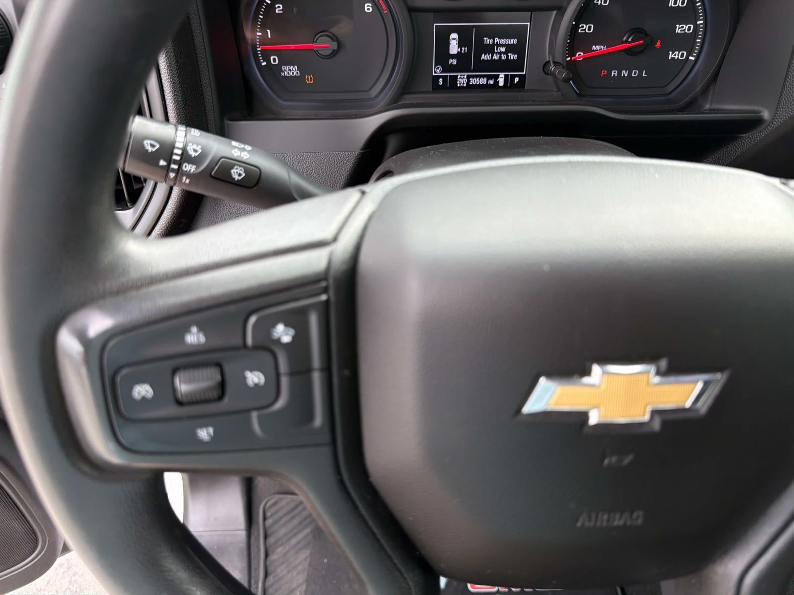 2025 Chevrolet Silverado Custom