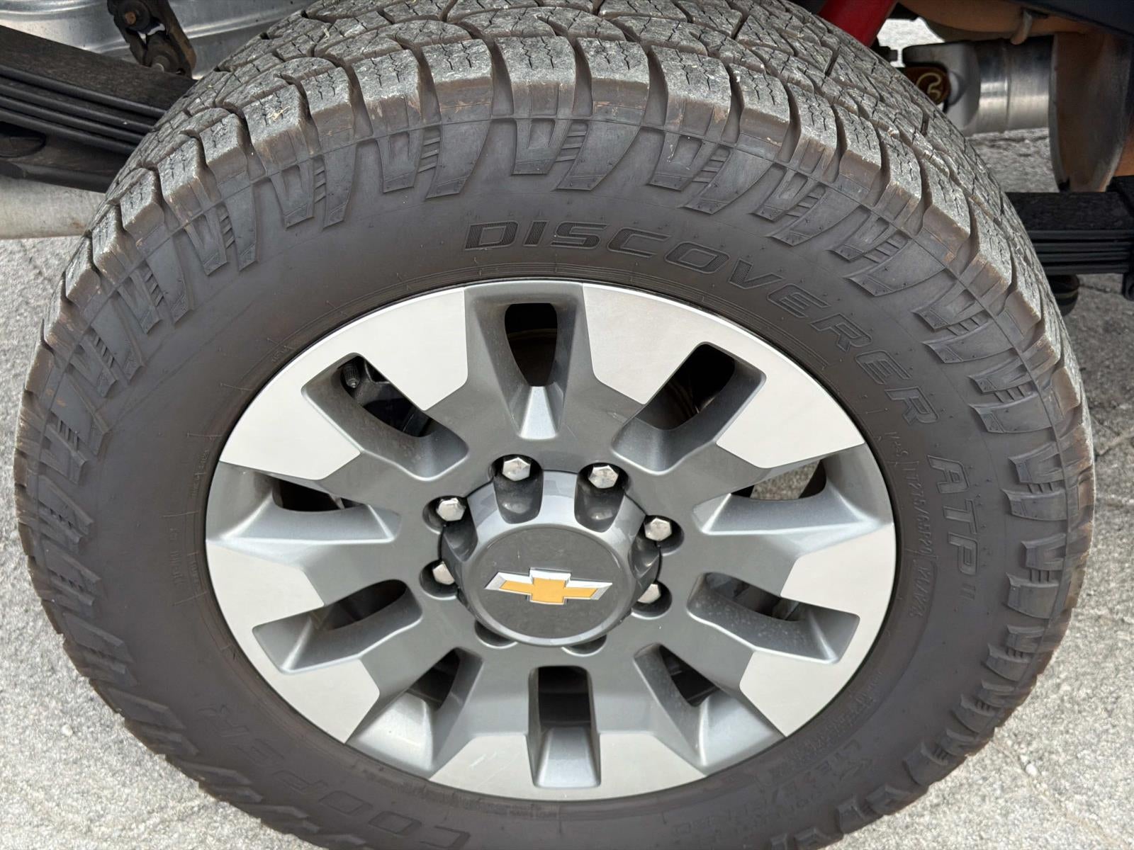 2025 Chevrolet Silverado Custom