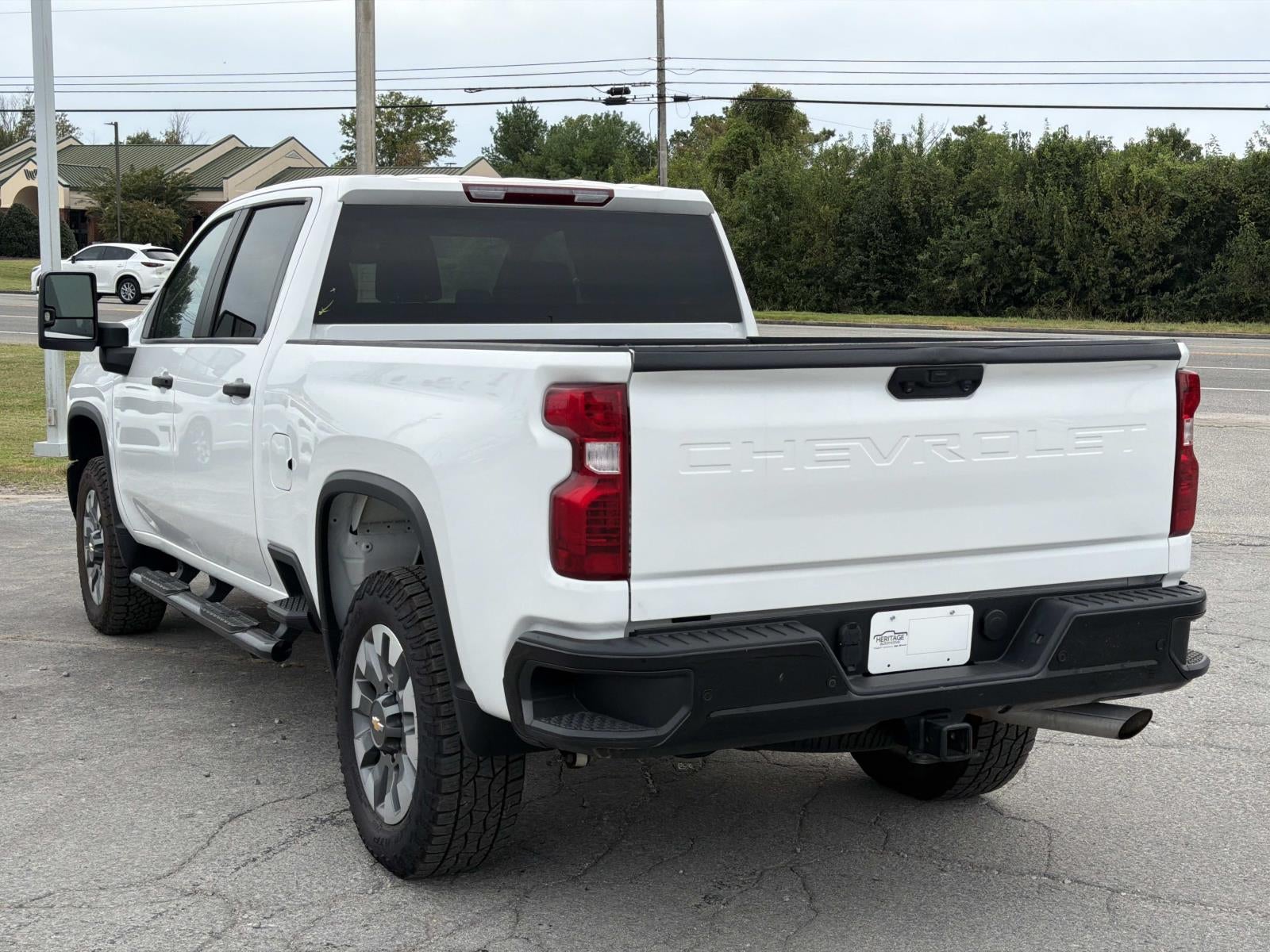 2025 Chevrolet Silverado Custom