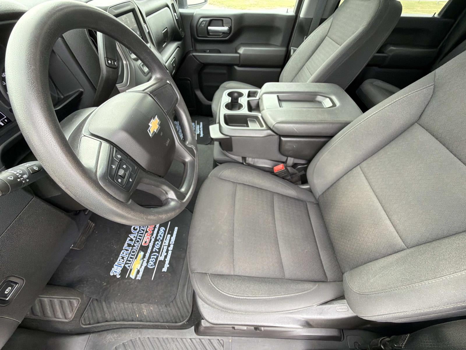 2025 Chevrolet Silverado Custom