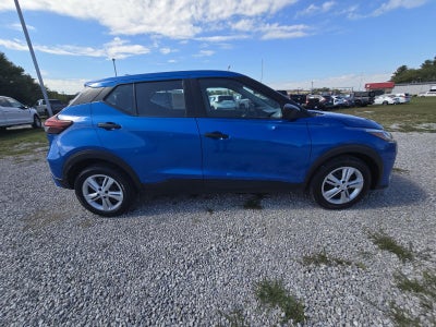 2025 Nissan Kicks Play S