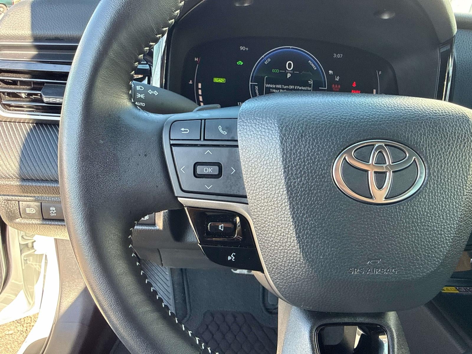 2026 Toyota Camry Hybrid SE