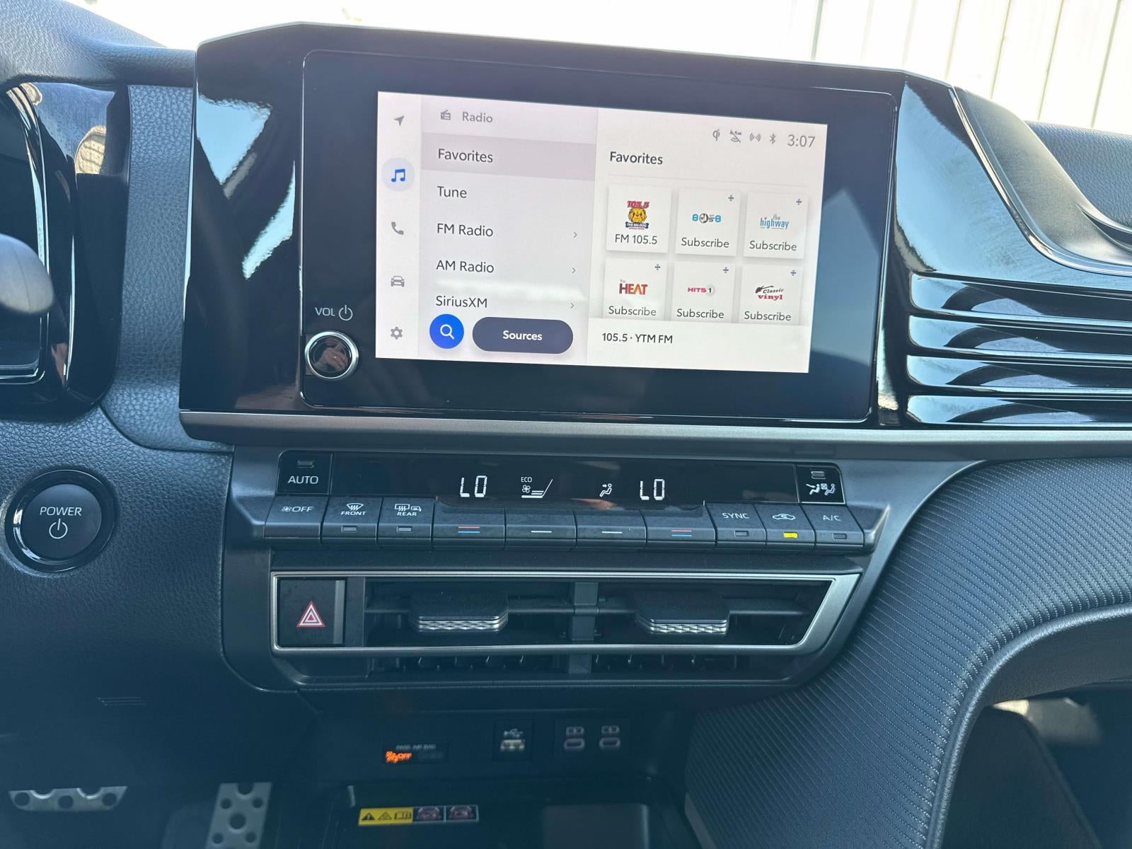 2026 Toyota Camry Hybrid SE