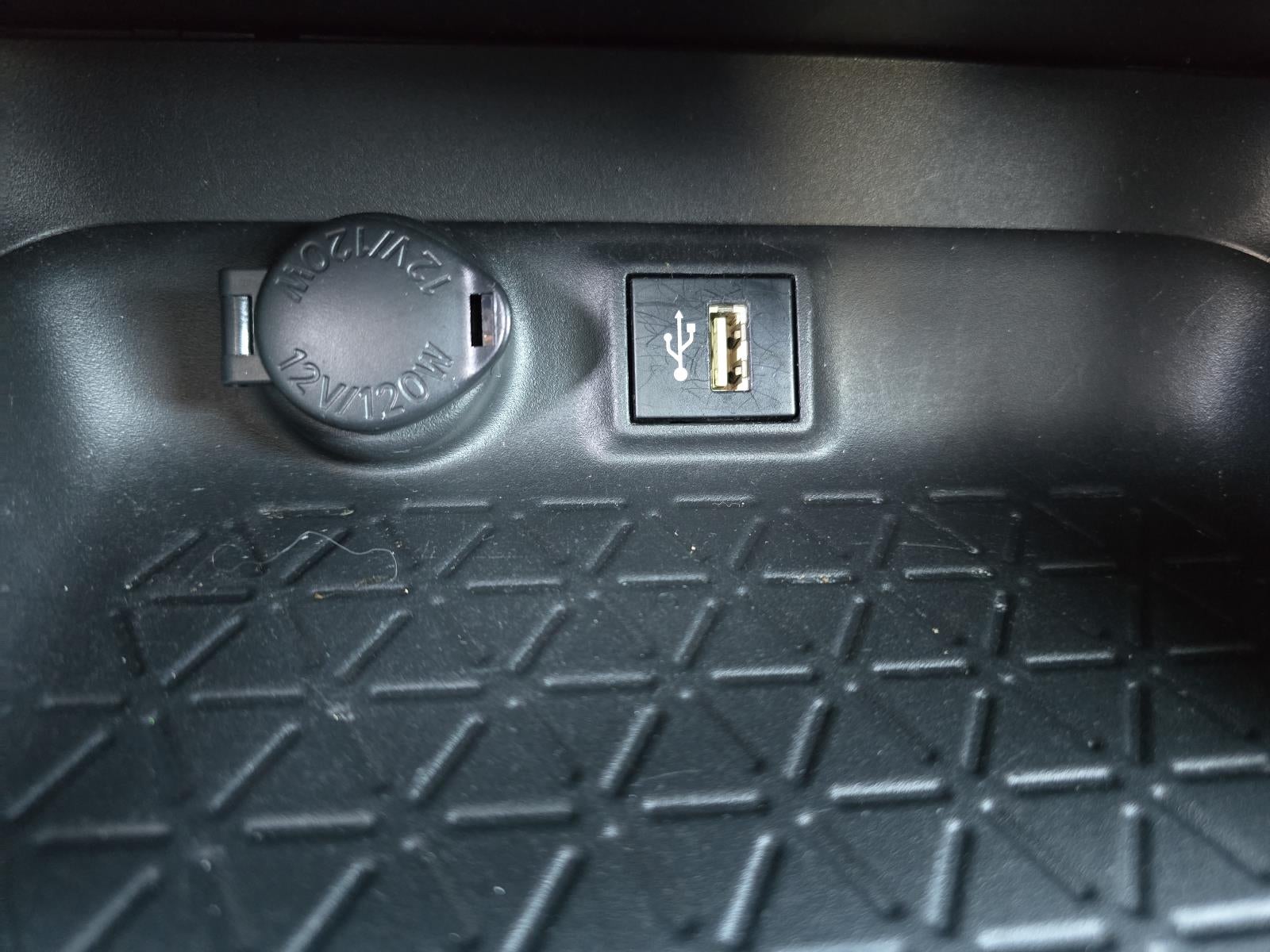 2023 Toyota RAV4 Hybrid Hybrid SE