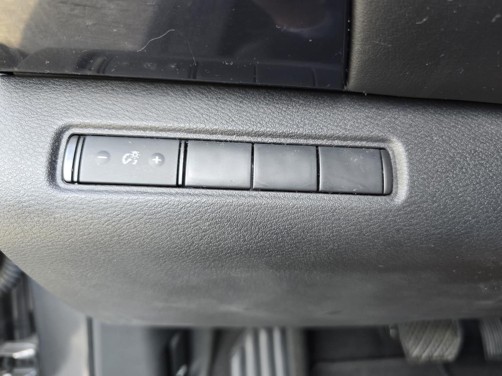 2025 Nissan Pathfinder S