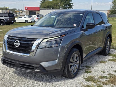 2025 Nissan Pathfinder S