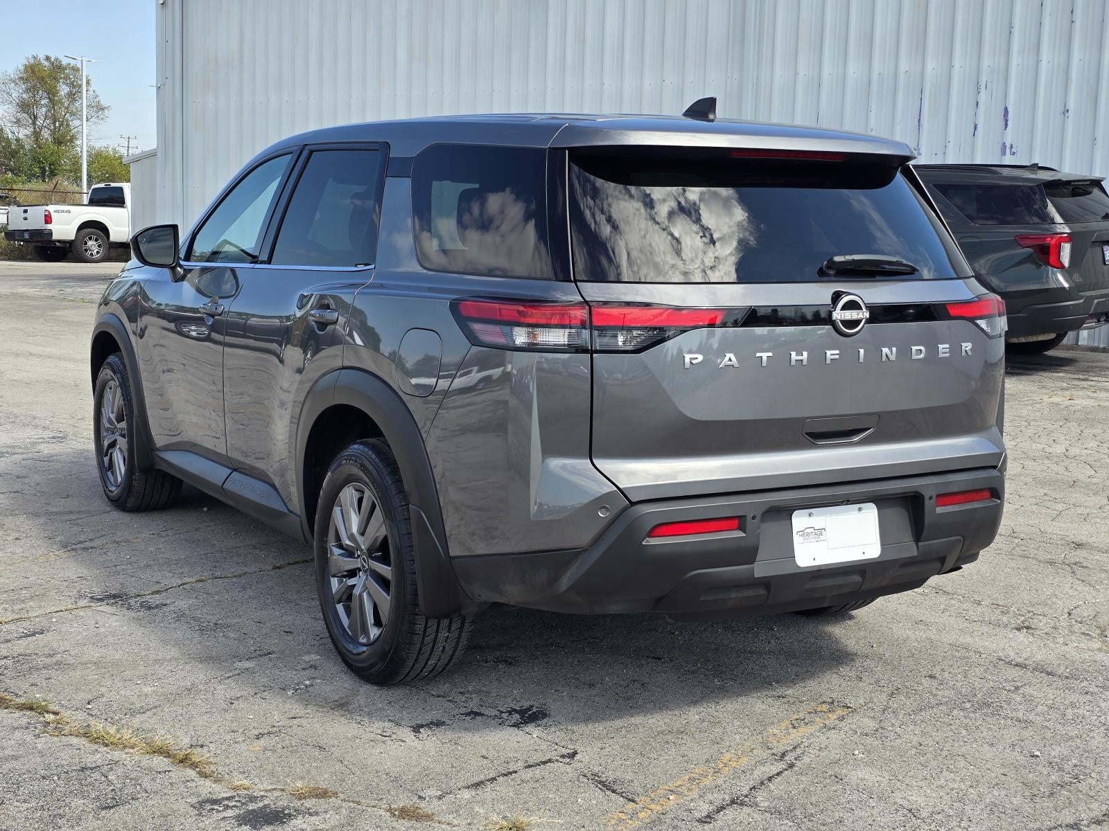 2025 Nissan Pathfinder S