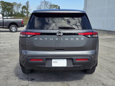 2025 Nissan Pathfinder S