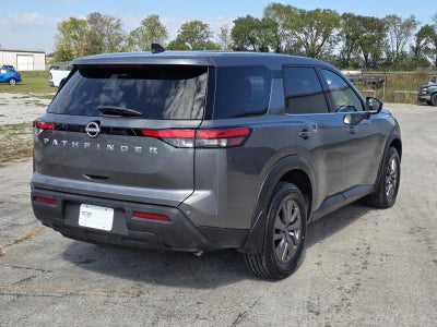 2025 Nissan Pathfinder S